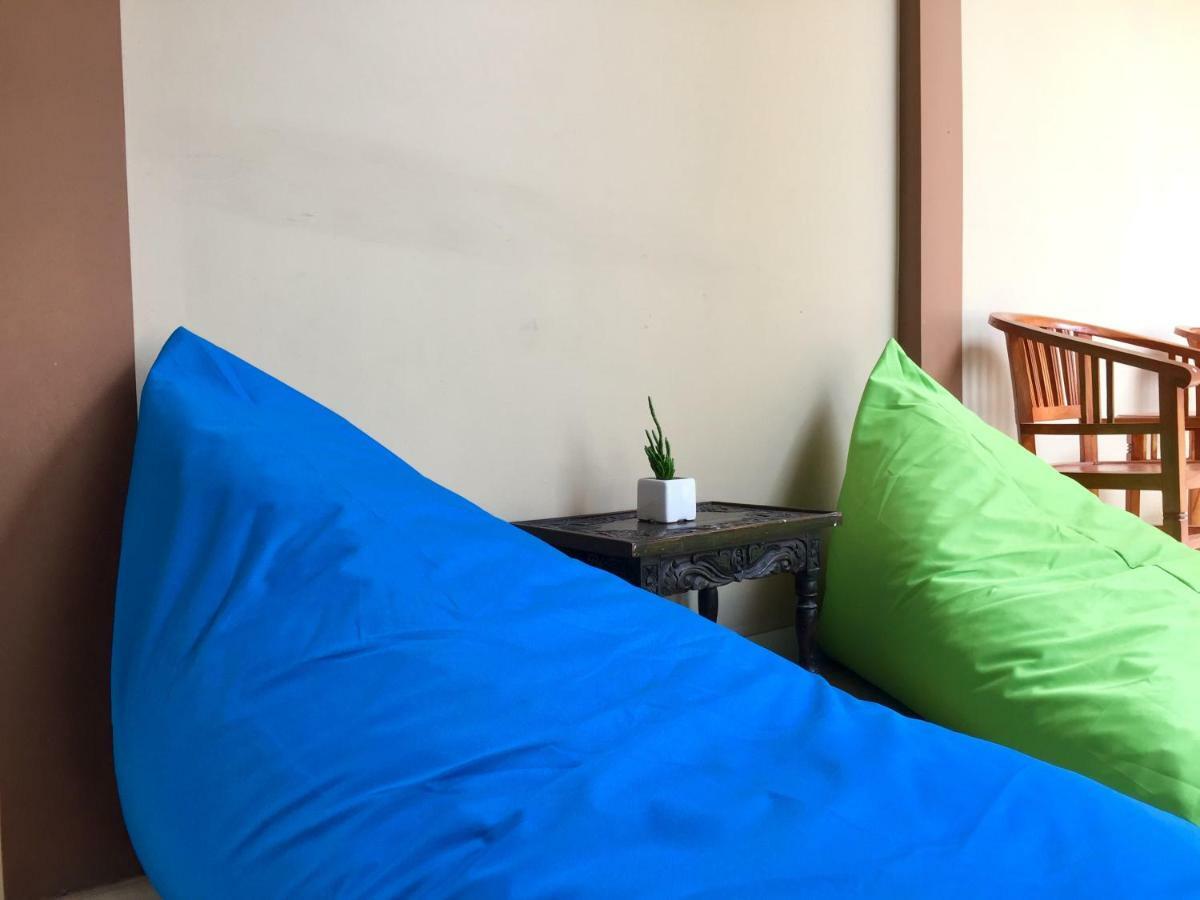 Asta Homestay การีมุนยาวา ภายนอก รูปภาพ